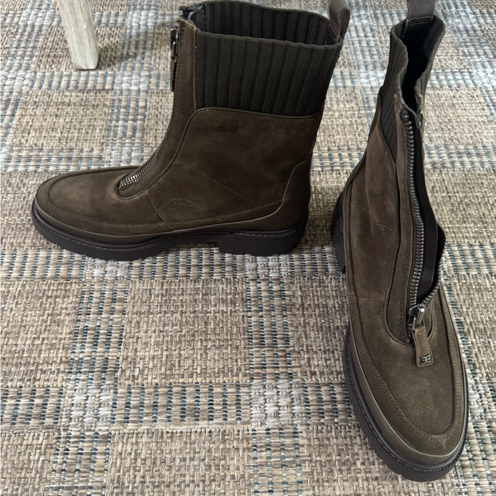 Sam Edelman Dark Brown Ankle Boots like new. Worn twice.